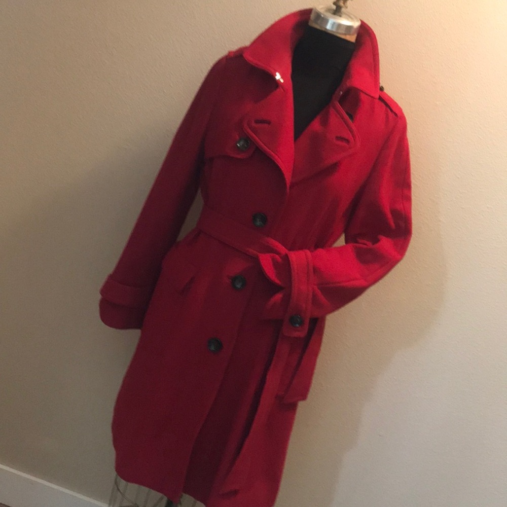 Sz M Classic Tailored Red Wool Coat